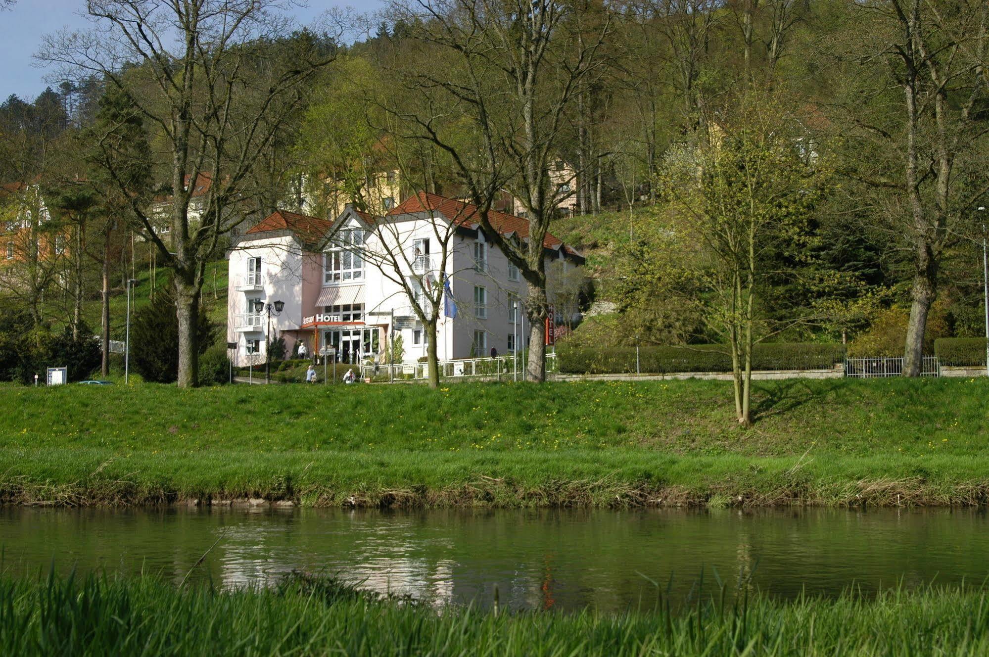 Altstadthotel An Der Werra Meiningen Zewnętrze zdjęcie