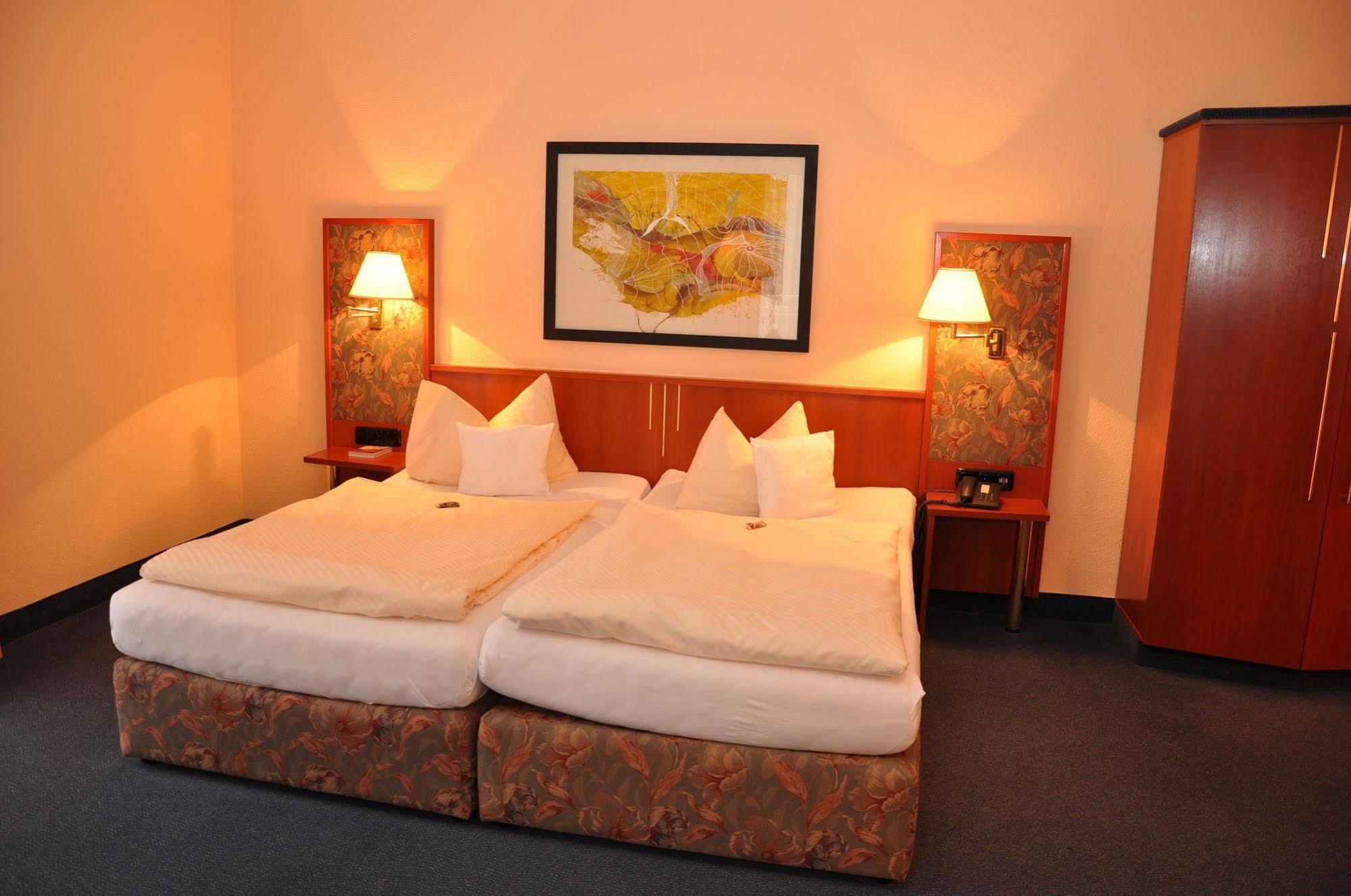 Altstadthotel An Der Werra Meiningen Zewnętrze zdjęcie